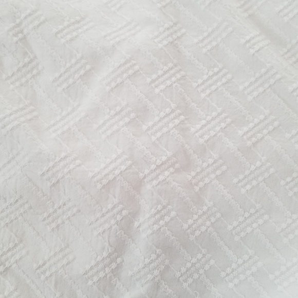 Shorts - Picture 2 of 3